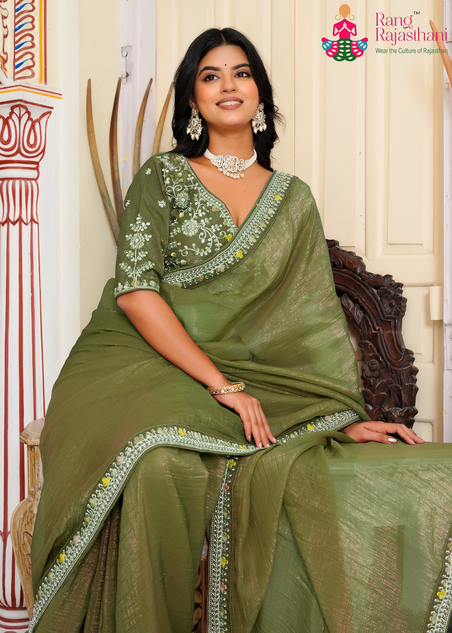 complete look of artisanal mehandi fabric saree 