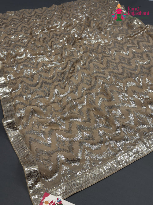 border detail of beige synthetic hand embellishment saree