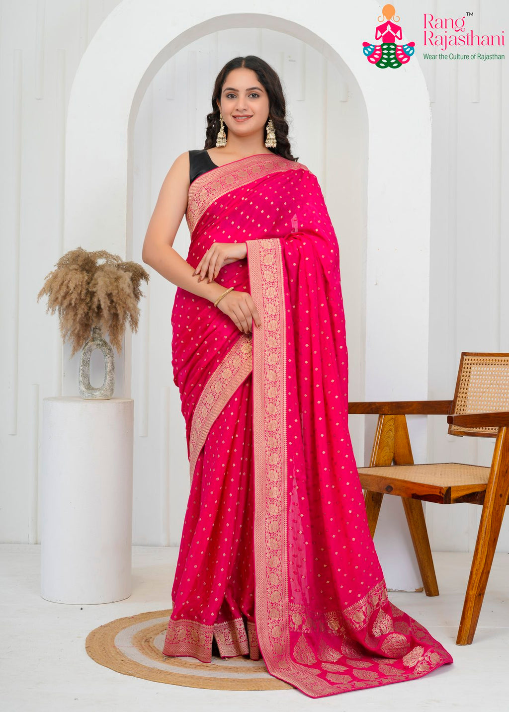 Rani Pure Silk Look Banarasi Zari Saree : Lavish Flair