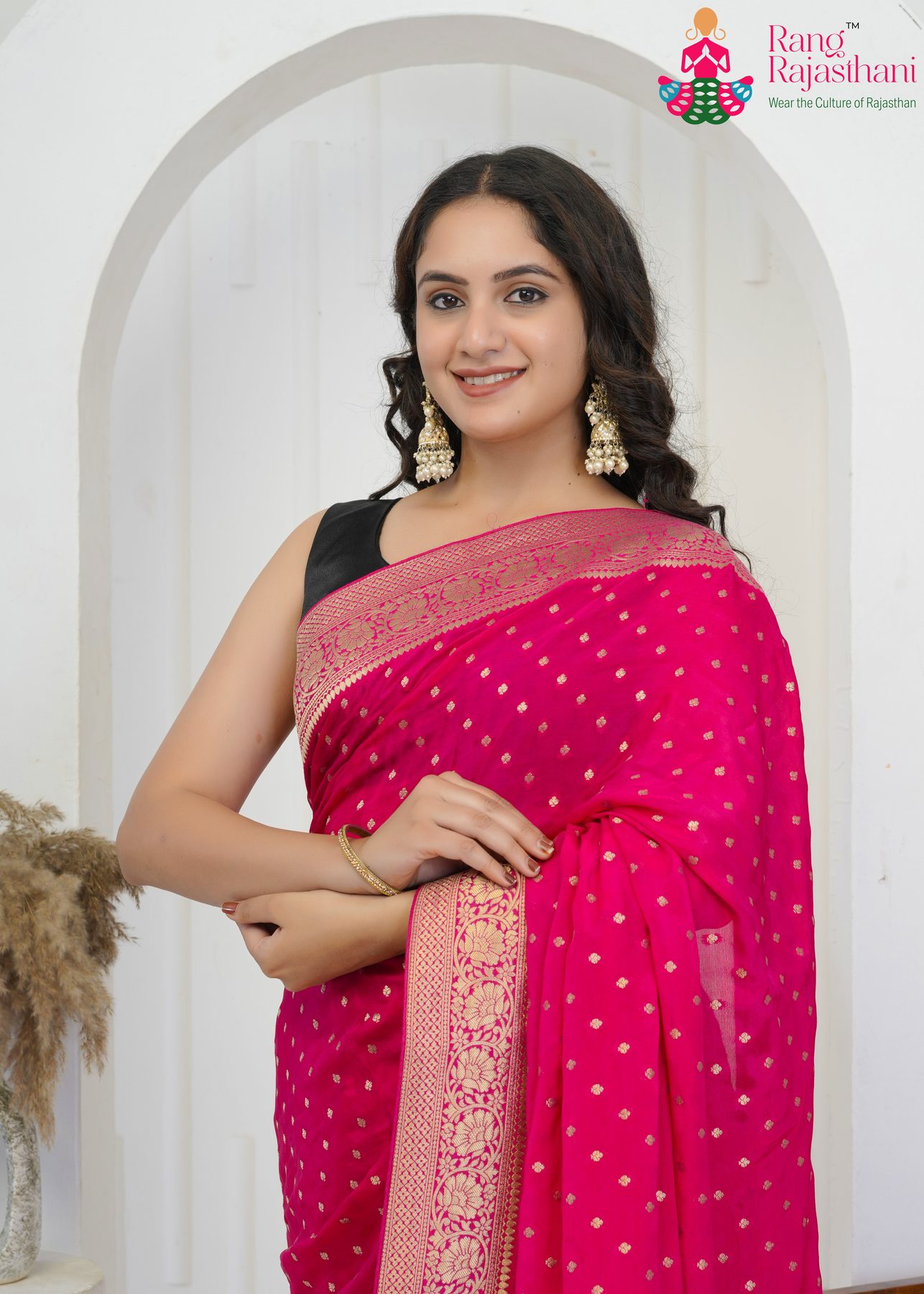 Rani Pure Silk Look Banarasi Zari Saree : Lavish Flair