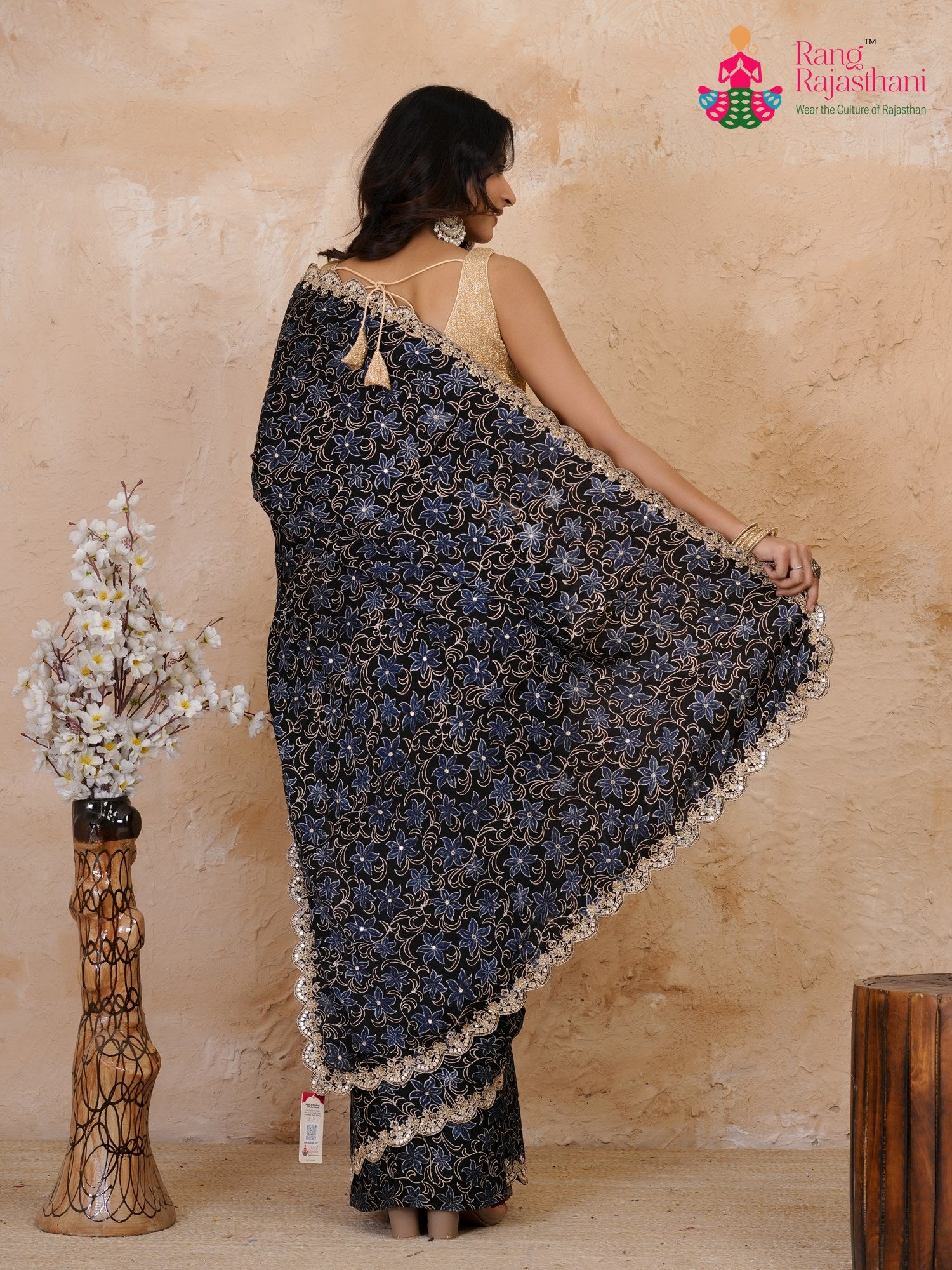 design pattern of black modal ajrakh print saree