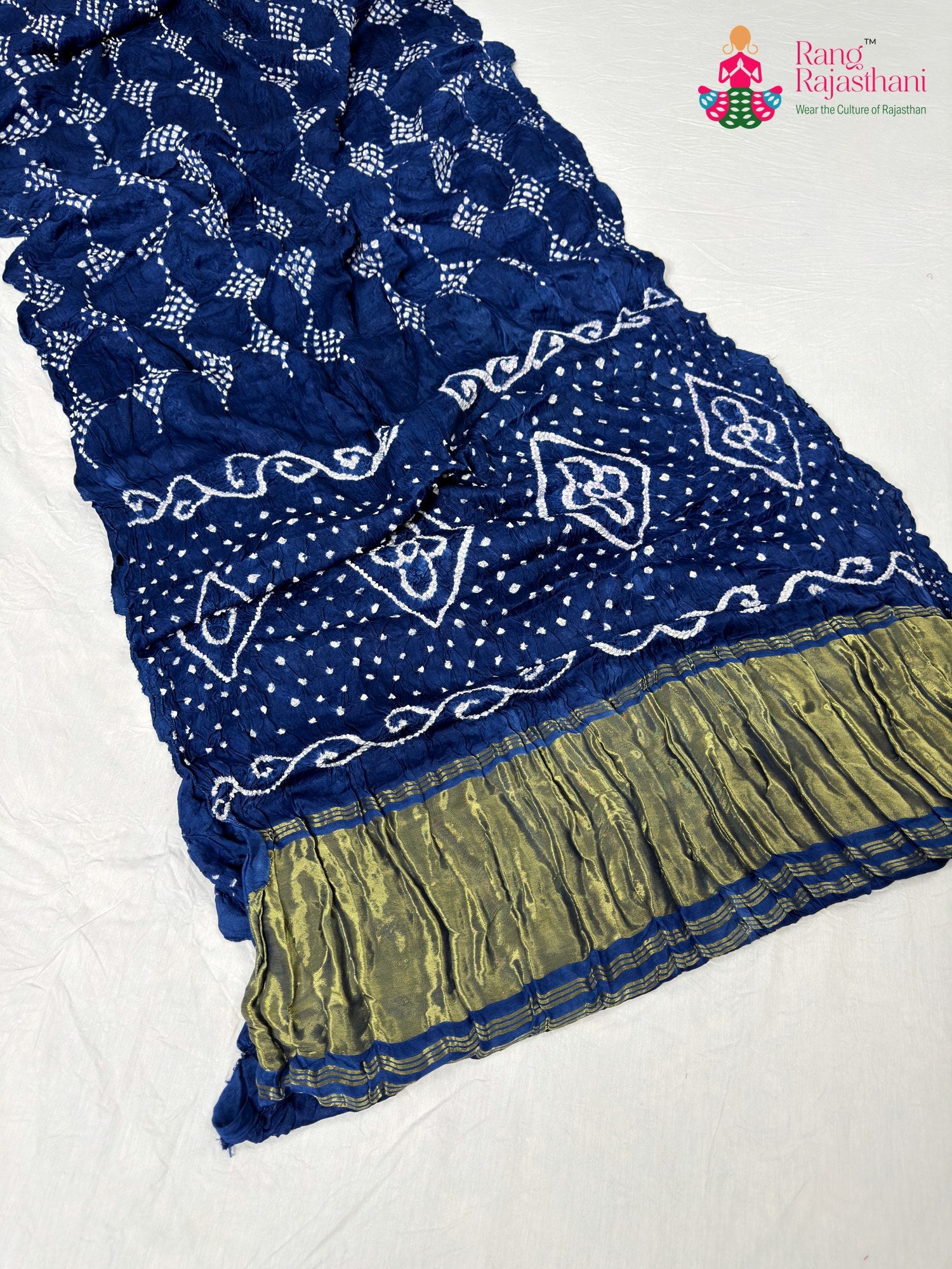 pallu detailing of blue gajji silk bandhani saree