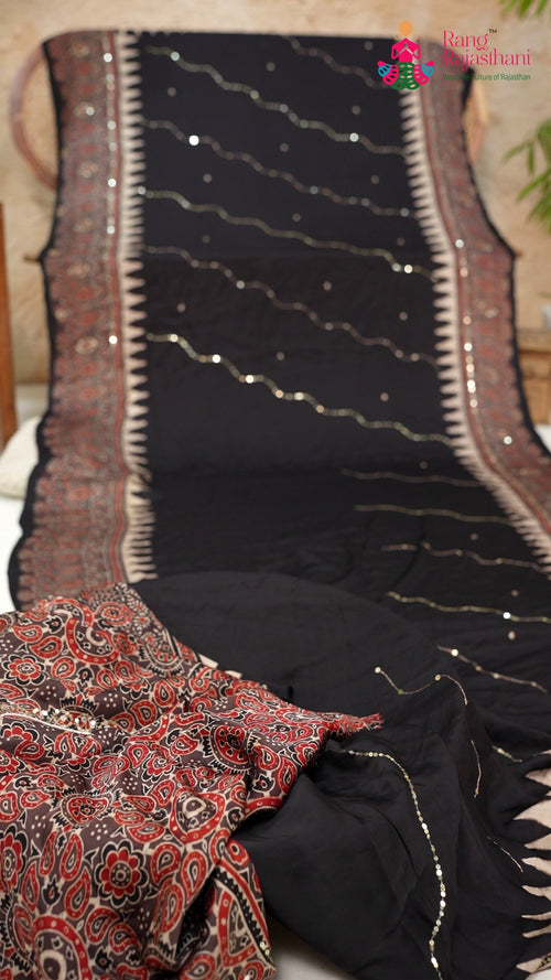 pallu detailing of blue modal ajrakh print saree