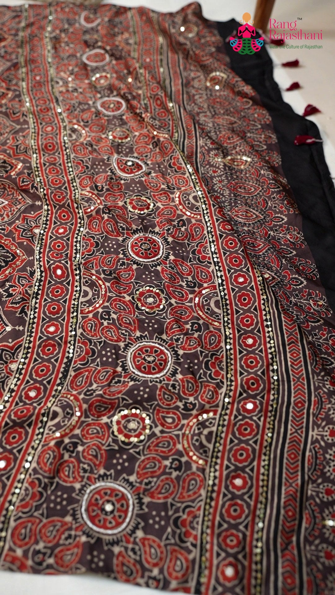 design pattern of blue modal ajrakh print saree