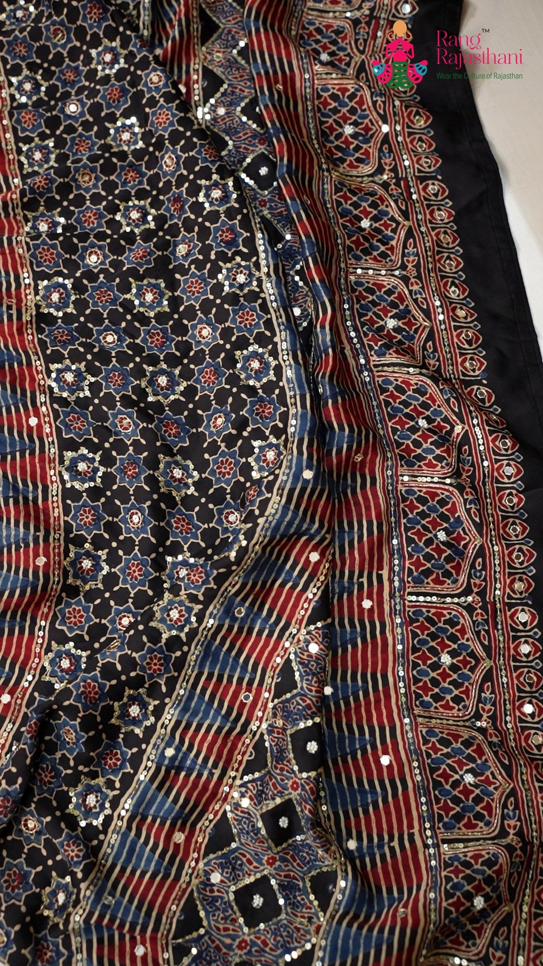 border detail of blue modal ajrakh print saree