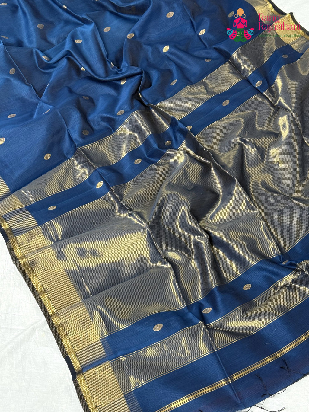 full view of blue pure maheshwari silk khaddi saree