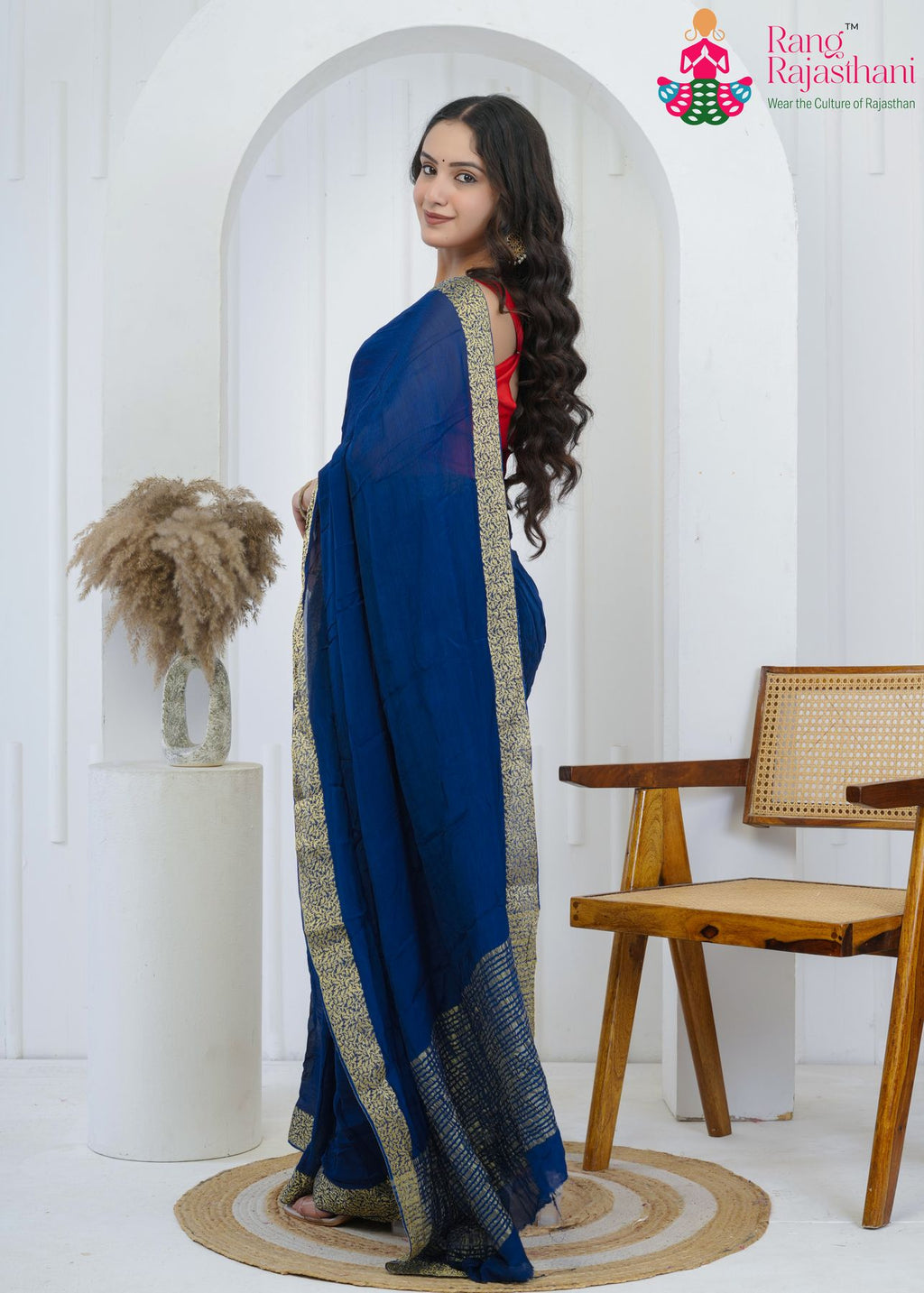 navy pure chinon saree with banarasi zari border for side drape view