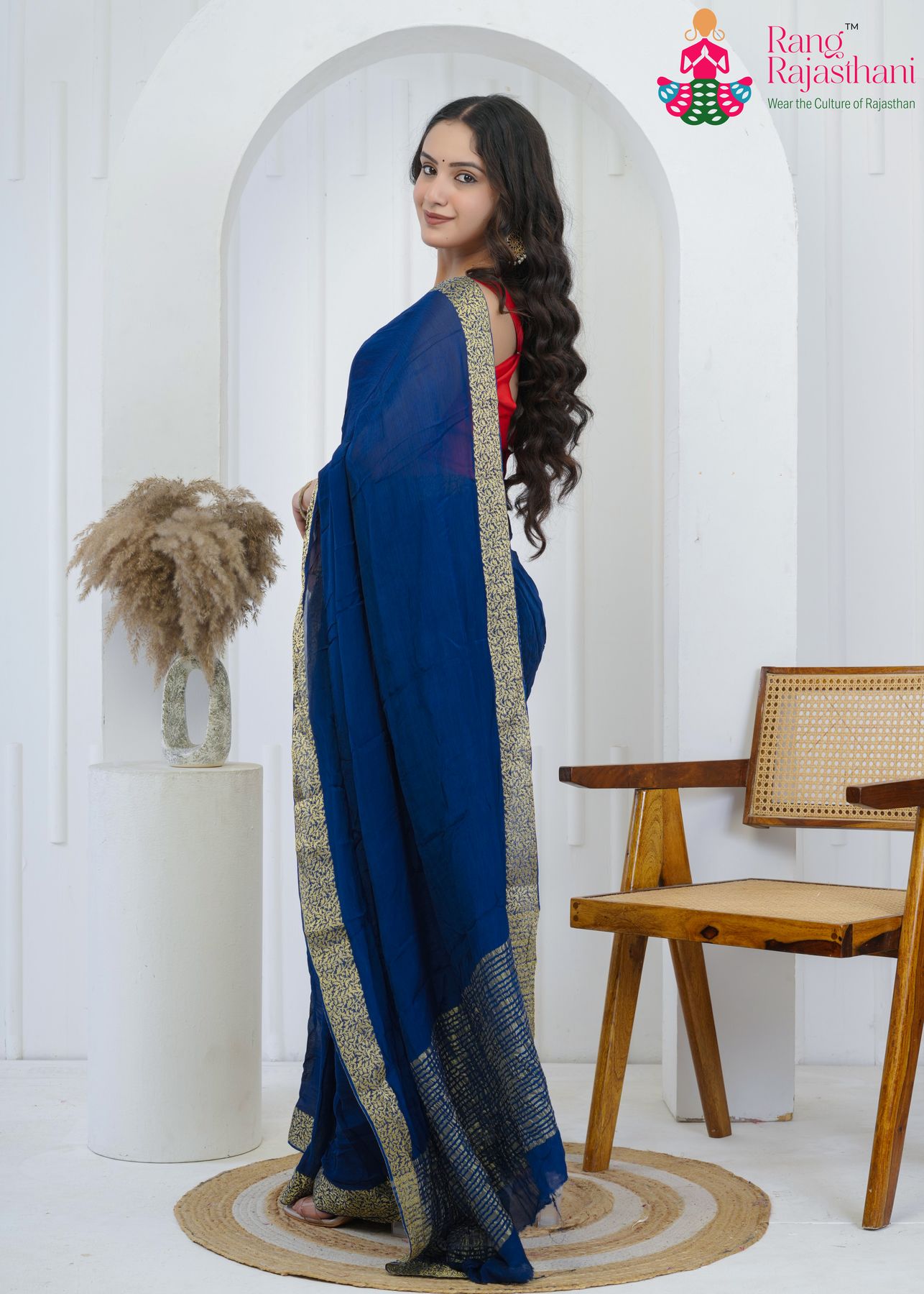 navy pure chinon saree with banarasi zari border for side drape view