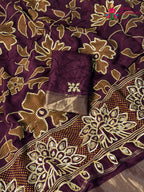 design pattern of burgundy pure russsian silk bandhani saree