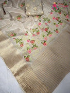 fabric texture of chiku fabric saree
