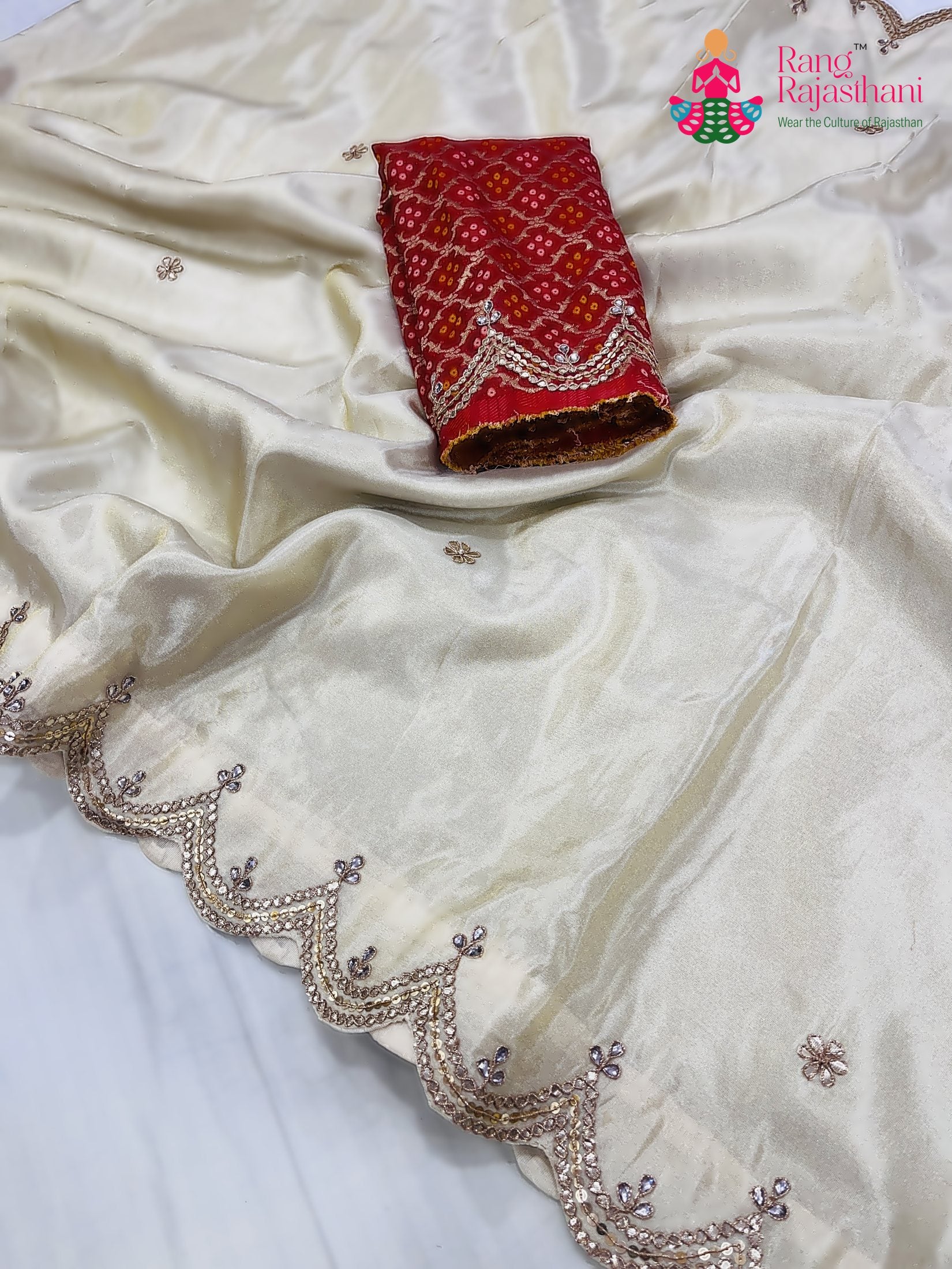 pallu detailing of cream pure tissue silk gota patti saree