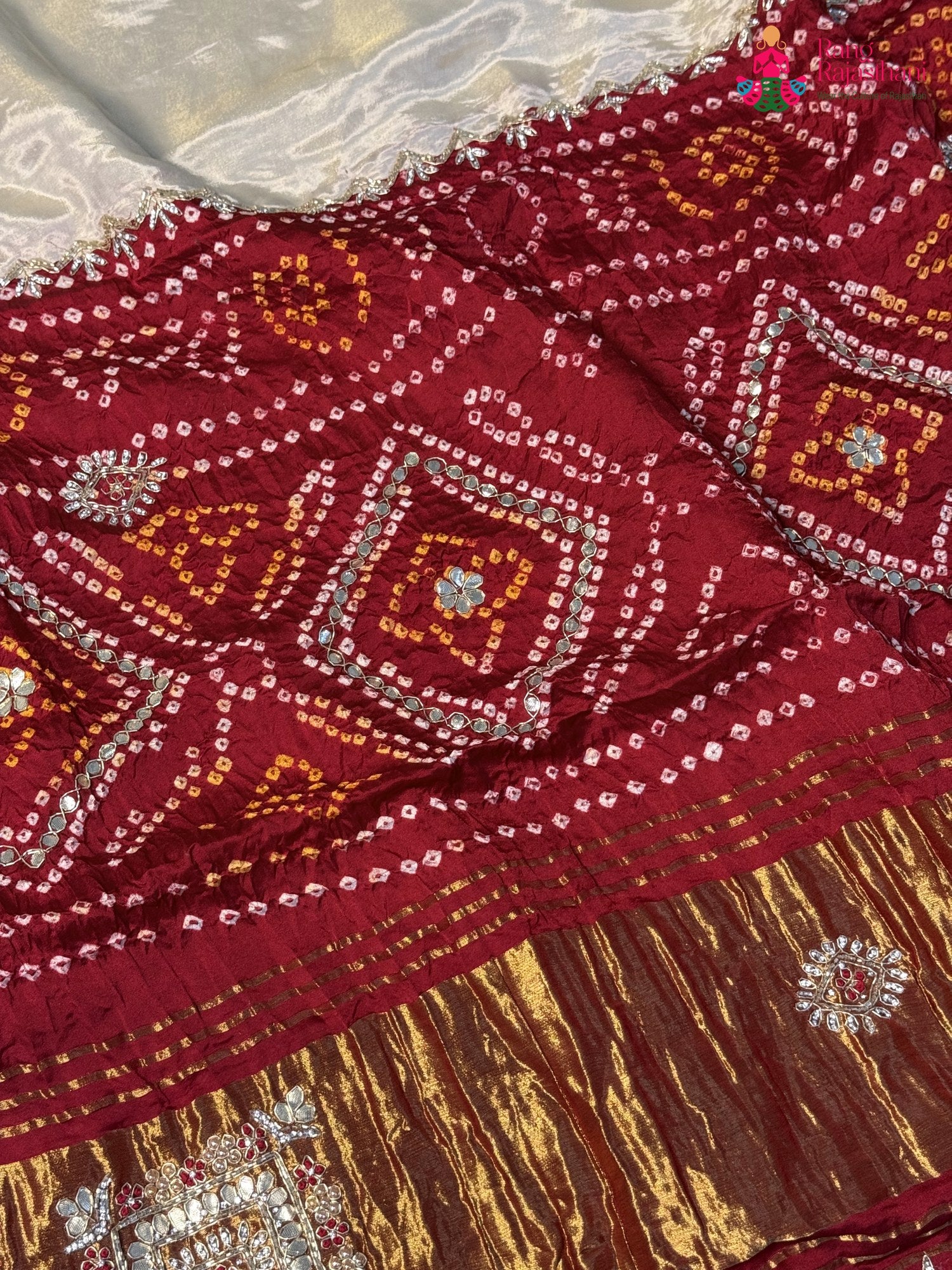 pallu detailing of cream pure tissue silk gota patti saree