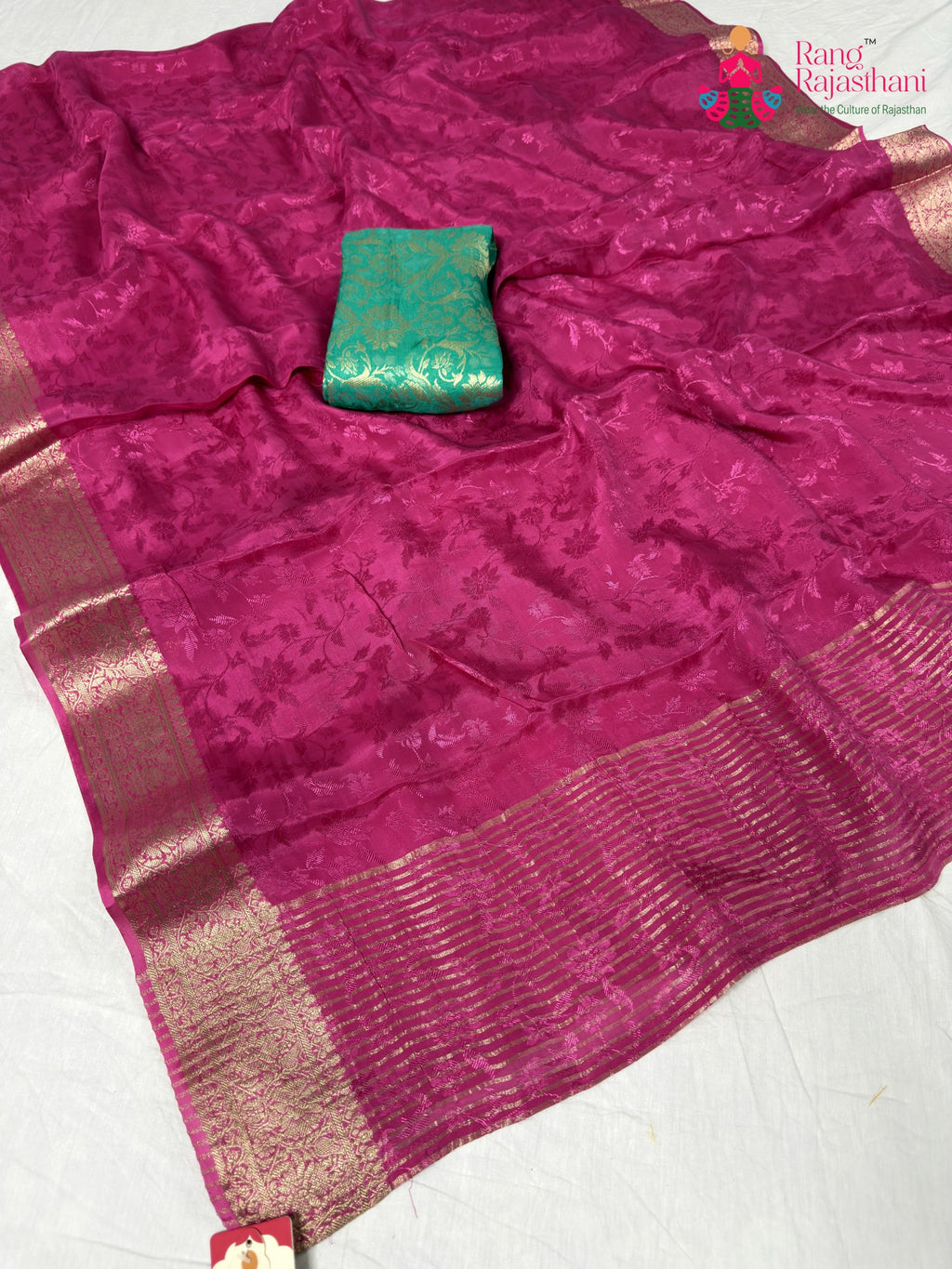 full view of gajari elegant saree
