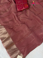 fabric texture of gajari pure kota silk banarasi zari border saree