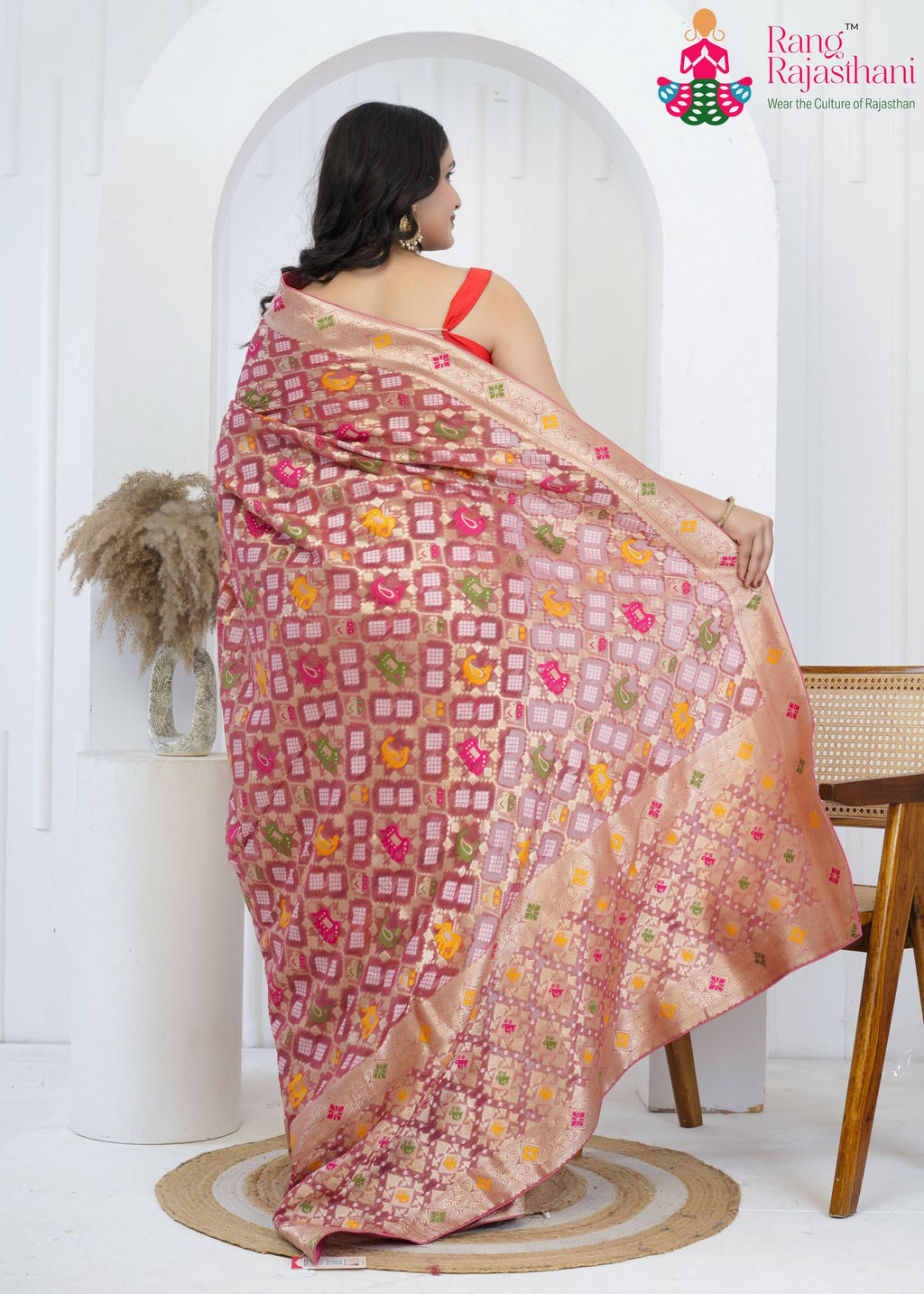 Gajari Pure Georgette saree with Khaddi Work back view