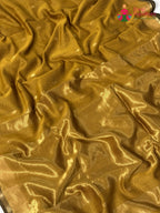 fabric texture of gold pure maheshwari silk khaddi saree