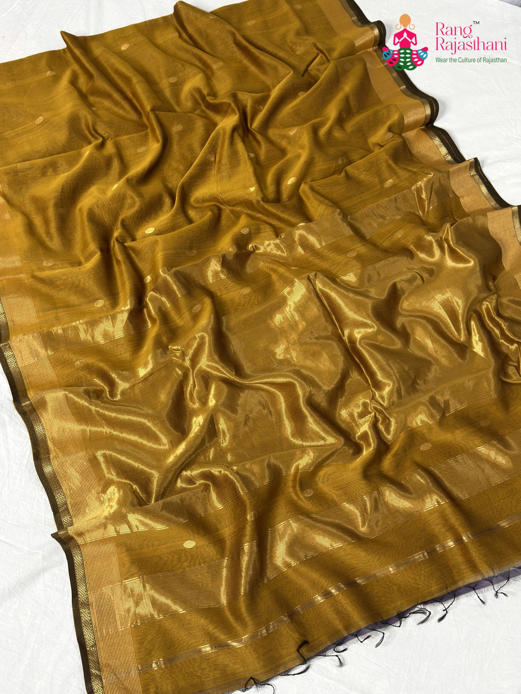 full view of gold pure maheshwari silk khaddi saree