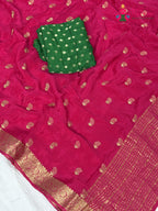 fabric texture of graceful rani fabric saree