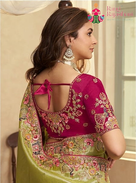pallu detailing of green art silk zari embroidery saree 