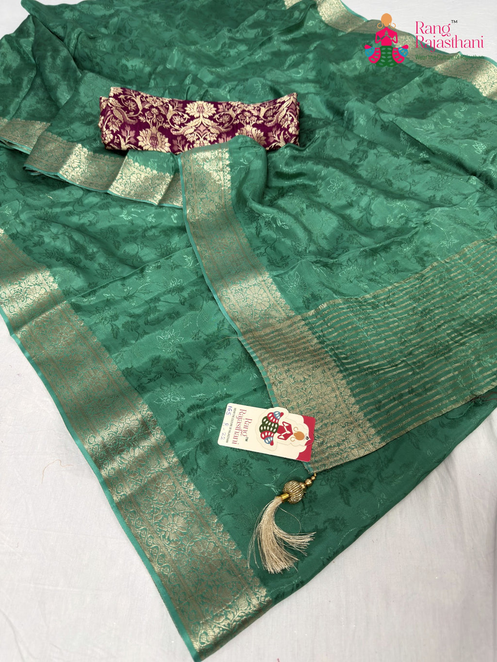 complete look of green chinnon jacquard weave saree
