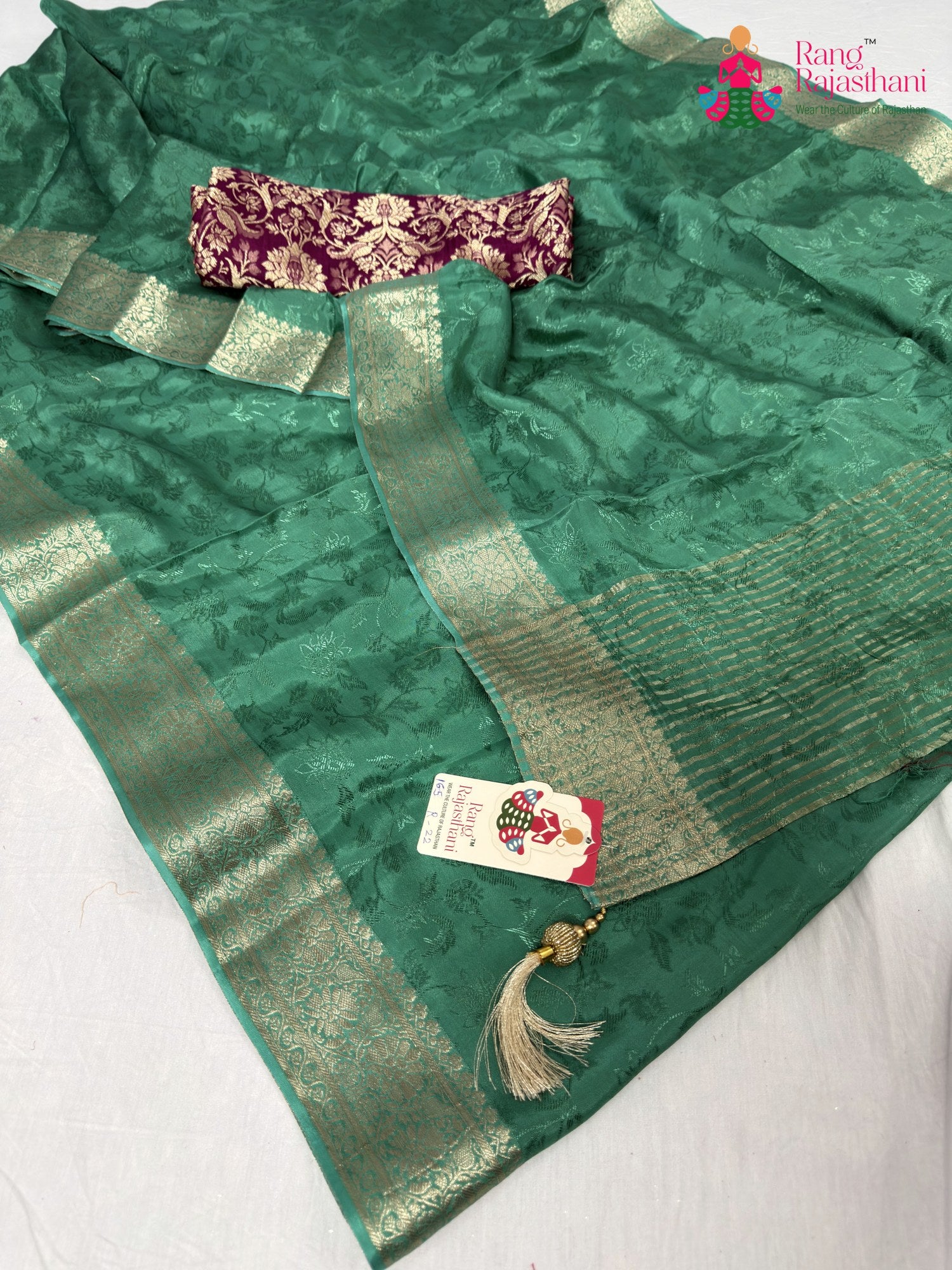 complete look of green chinnon jacquard weave saree