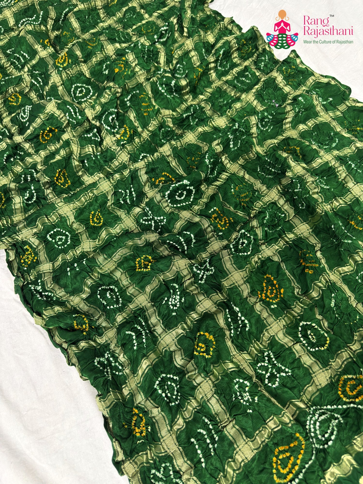 complete look of green gajji silk bandhani dupatta 2563