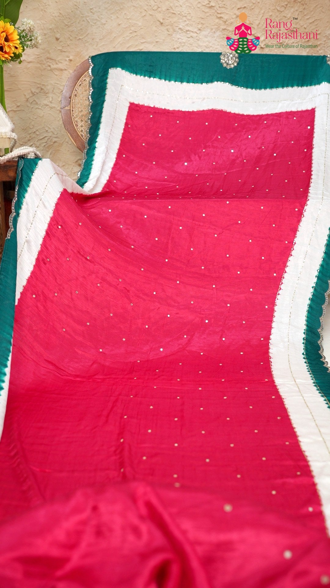 pallu detailing of green modal sequin saree