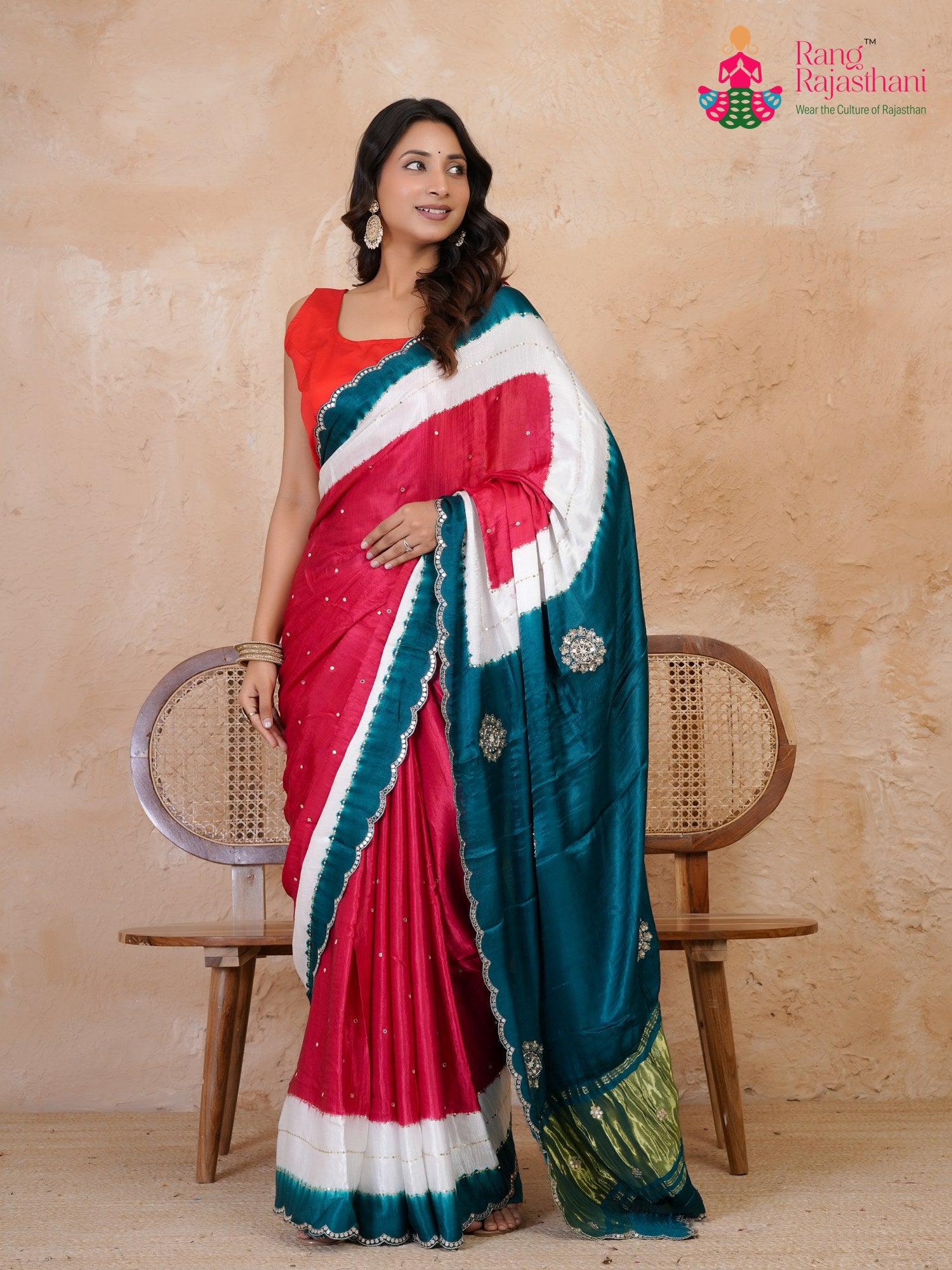pallu detailing of green modal sequin saree