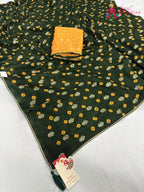 pallu detailing of green pure dola silk bandhani saree
