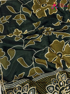 design pattern of green pure russsian silk bandhani saree