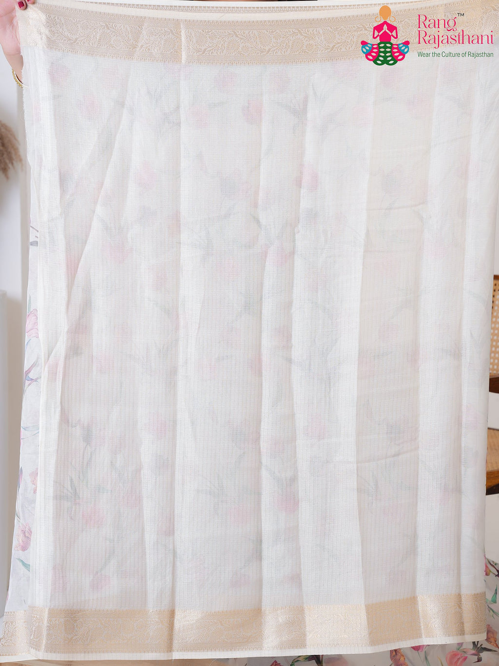 Cream PureSilk saree with Zari pleats view