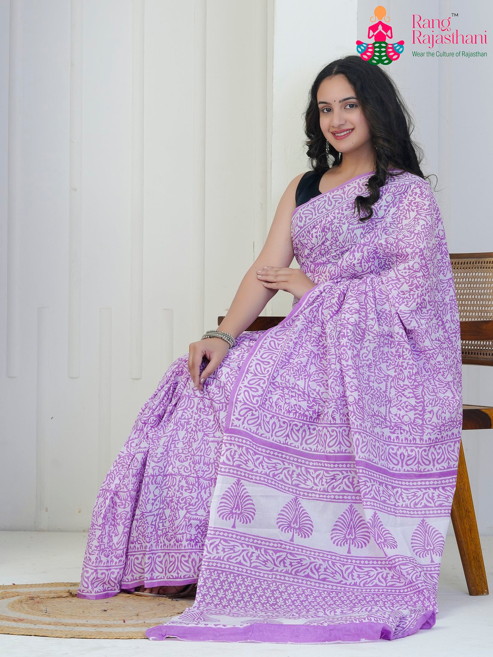Lavender Cotton saree with Printed pleats view