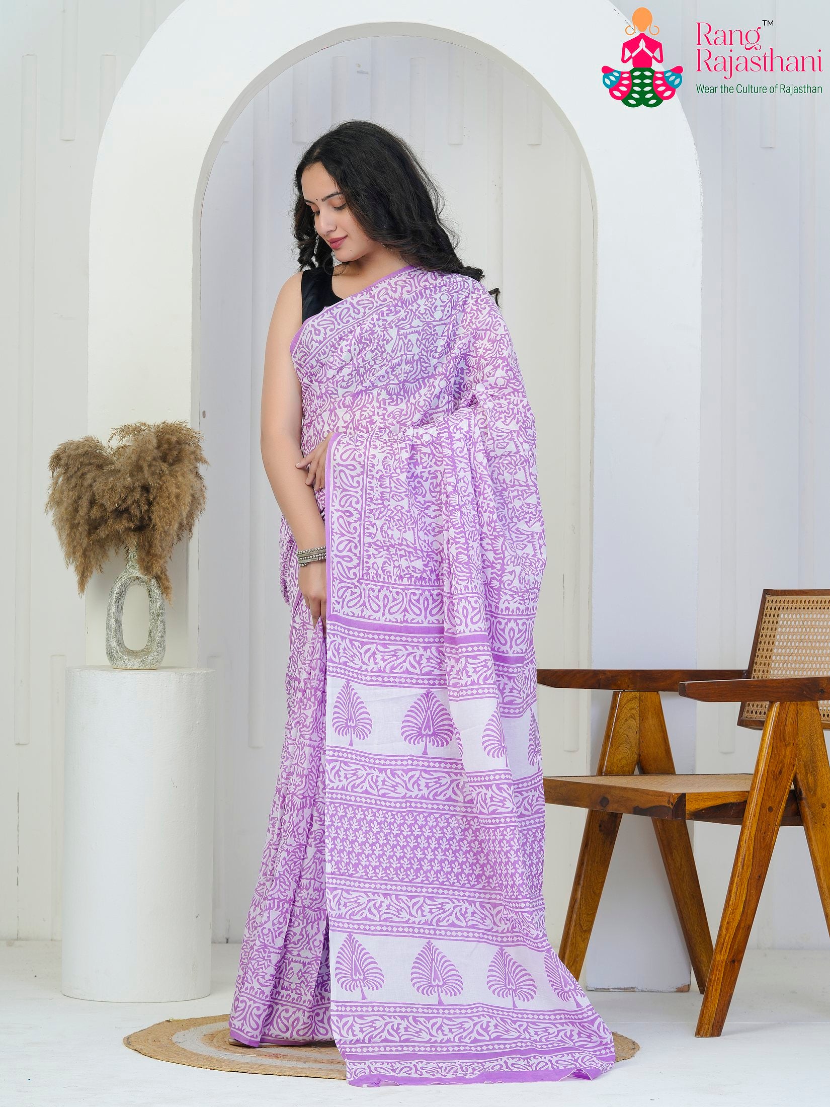 Lavender Cotton saree with Printed side drape view
