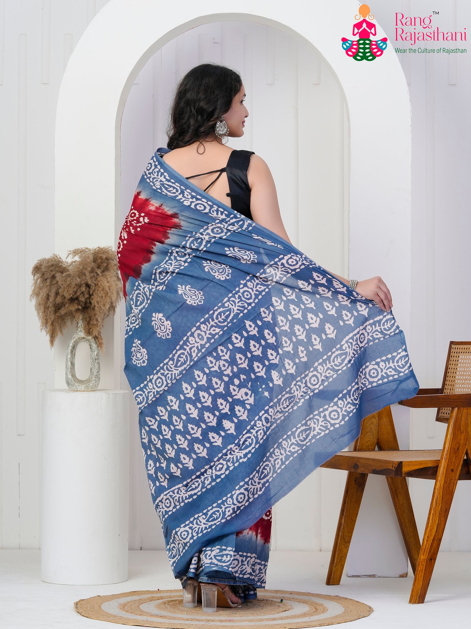 Maroon Cotton saree with Printed back view