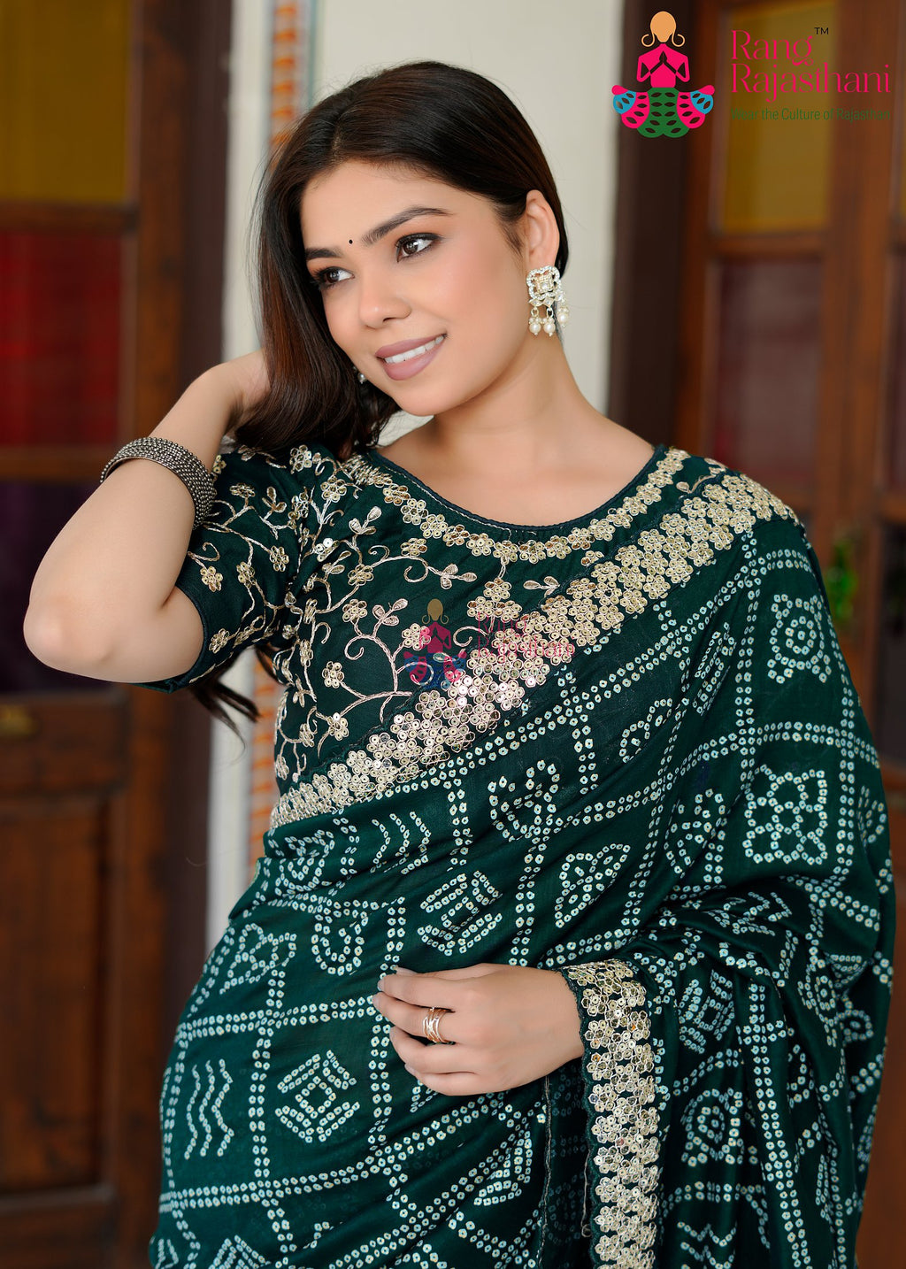 pallu detailing of mor pich silk saree 
