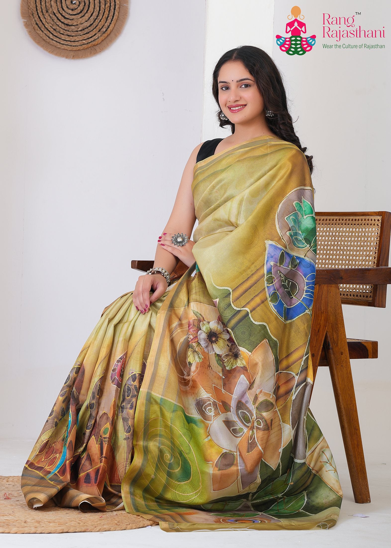 Green Imported saree with Printed pallu detailing