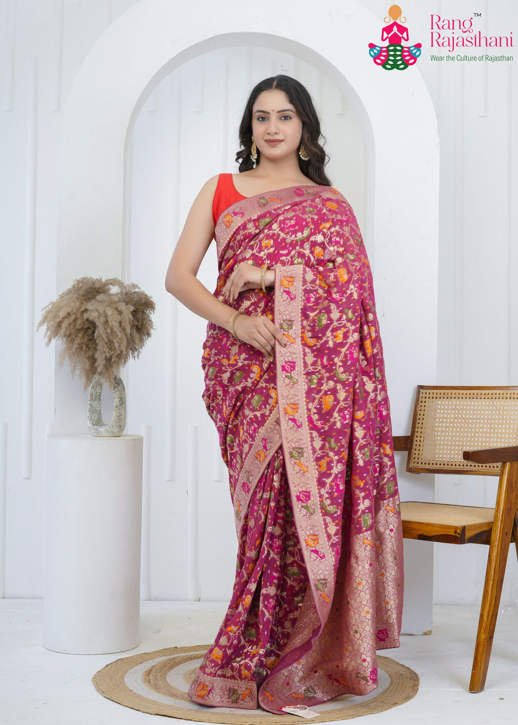 Gajari Khaddi Georgette Heritage Saree : Meenakari Floral Glow