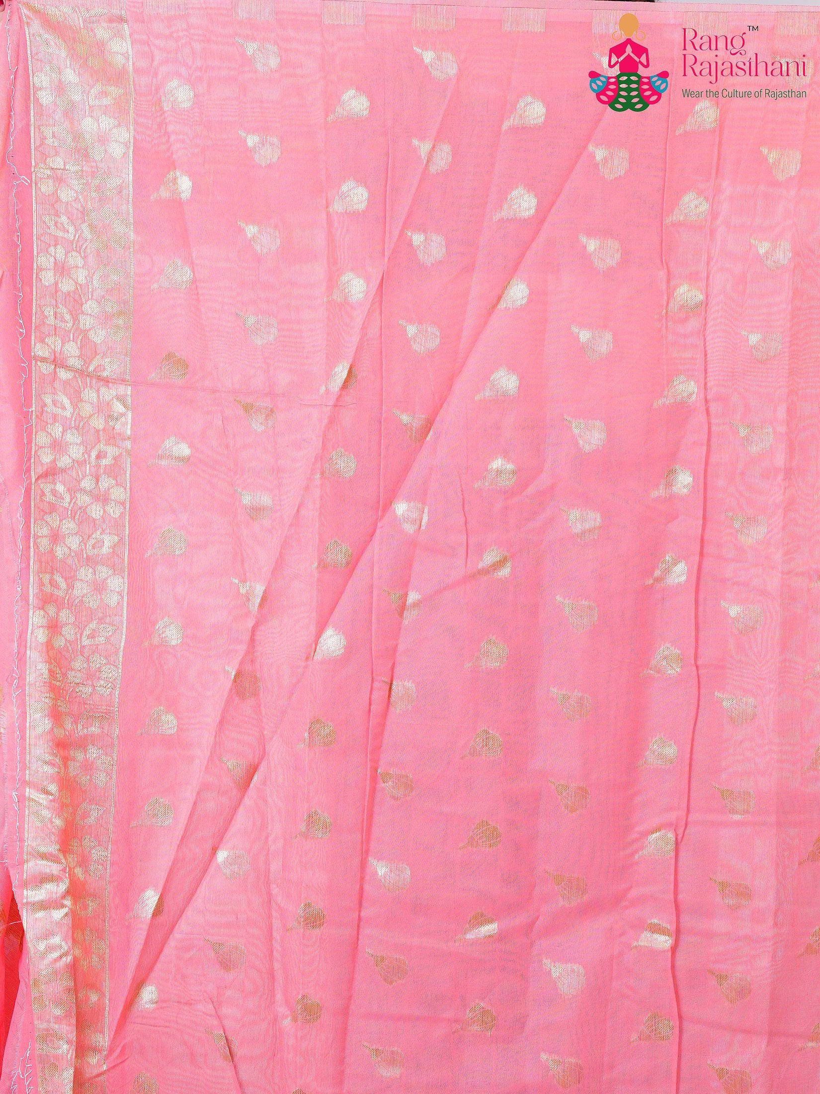 Pink Cotton saree with Printed pleats view