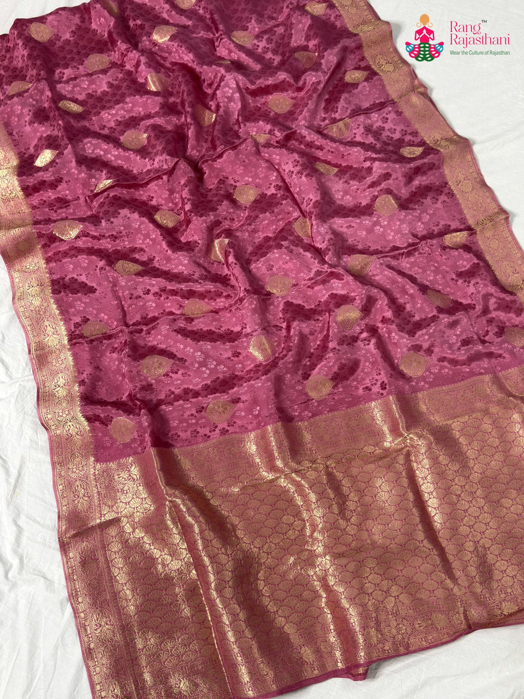 pallu detailing of pink pure russian silk banarasi zari weave saree