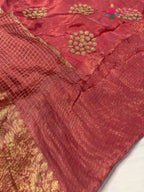 border detail of pink pure silk zari embroidery saree