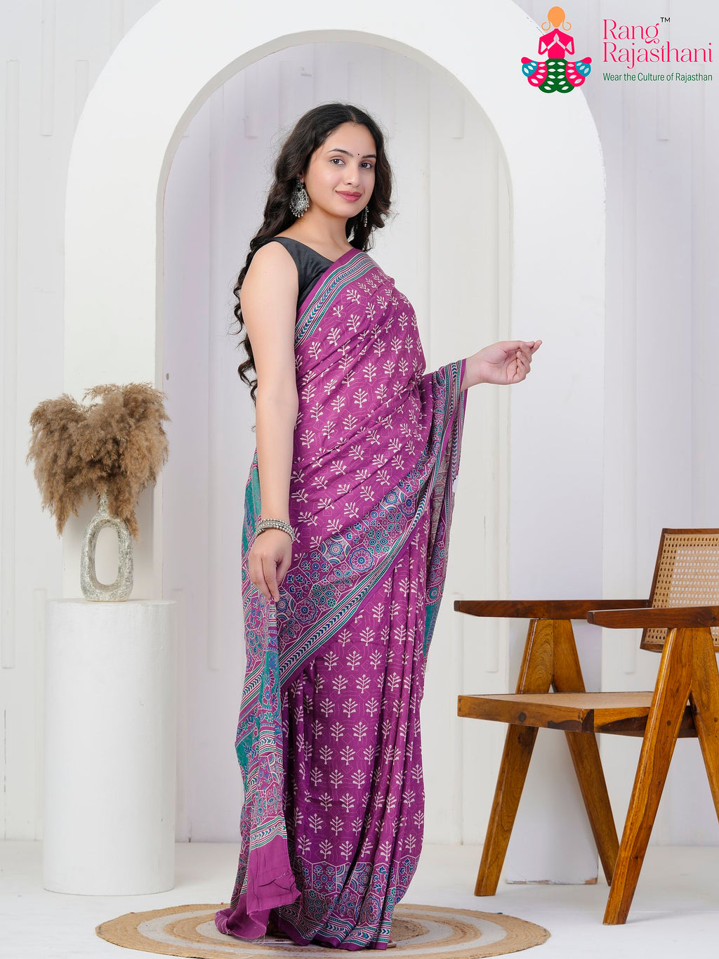 Purple Cotton saree with Printed pleats view