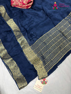 fabric texture of premium mor pich fabric saree
