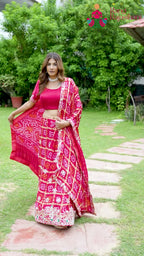 Red Gajji Silk Bandhani Lehenga Chunni for Sangeet Night | Lightweight Pick