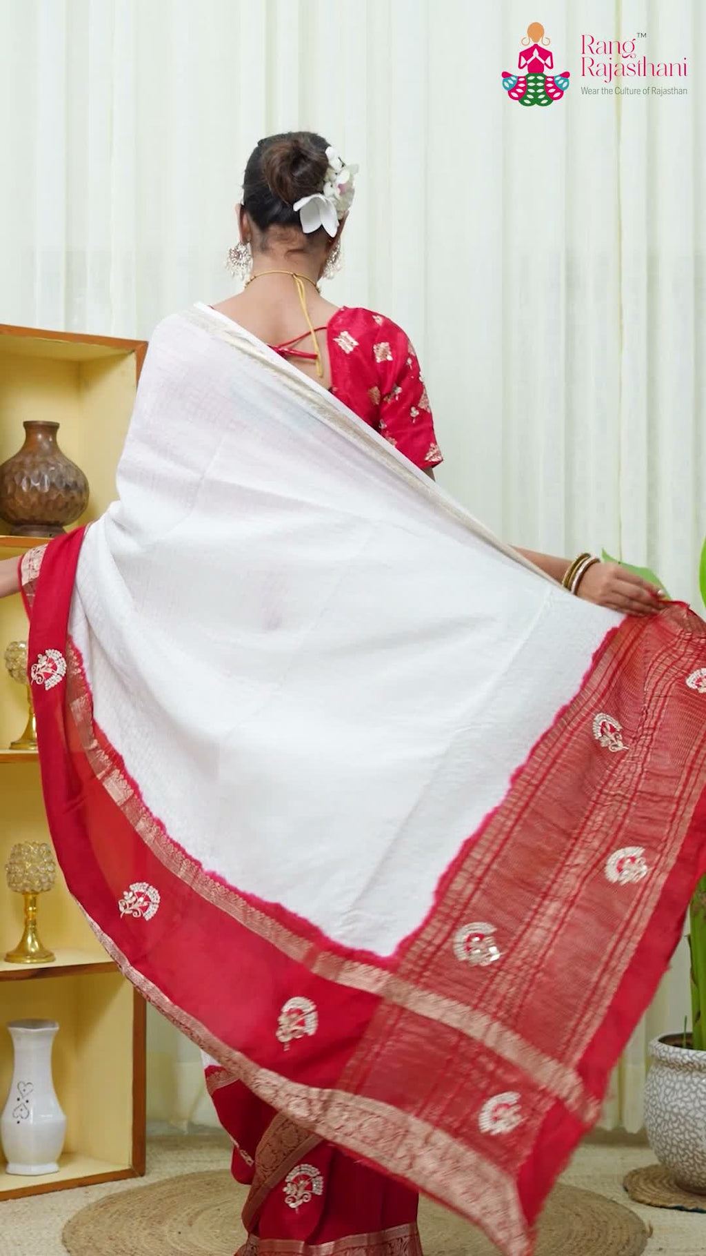 White Pure Upada Silk Banarasi Zari Weave Saree for Wedding Guest | Reception Pick