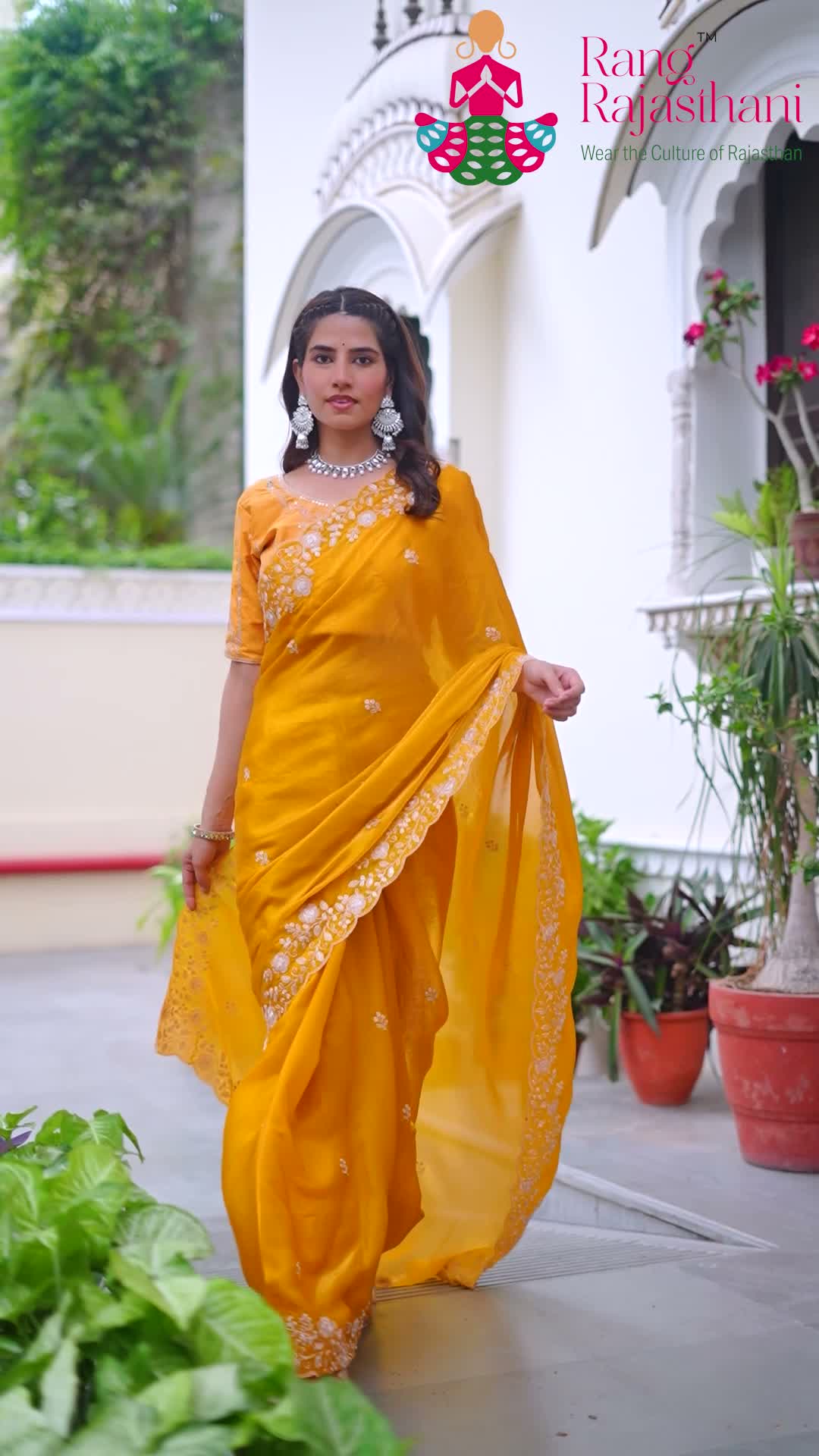 Yellow Fendi Graceful Saree : Delicate Touch