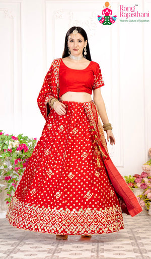 Red Pure Gaji Silk Hand Tie Dye Bandhani Chunri Lehenga Chunni for Wedding Reception | Festive Edit