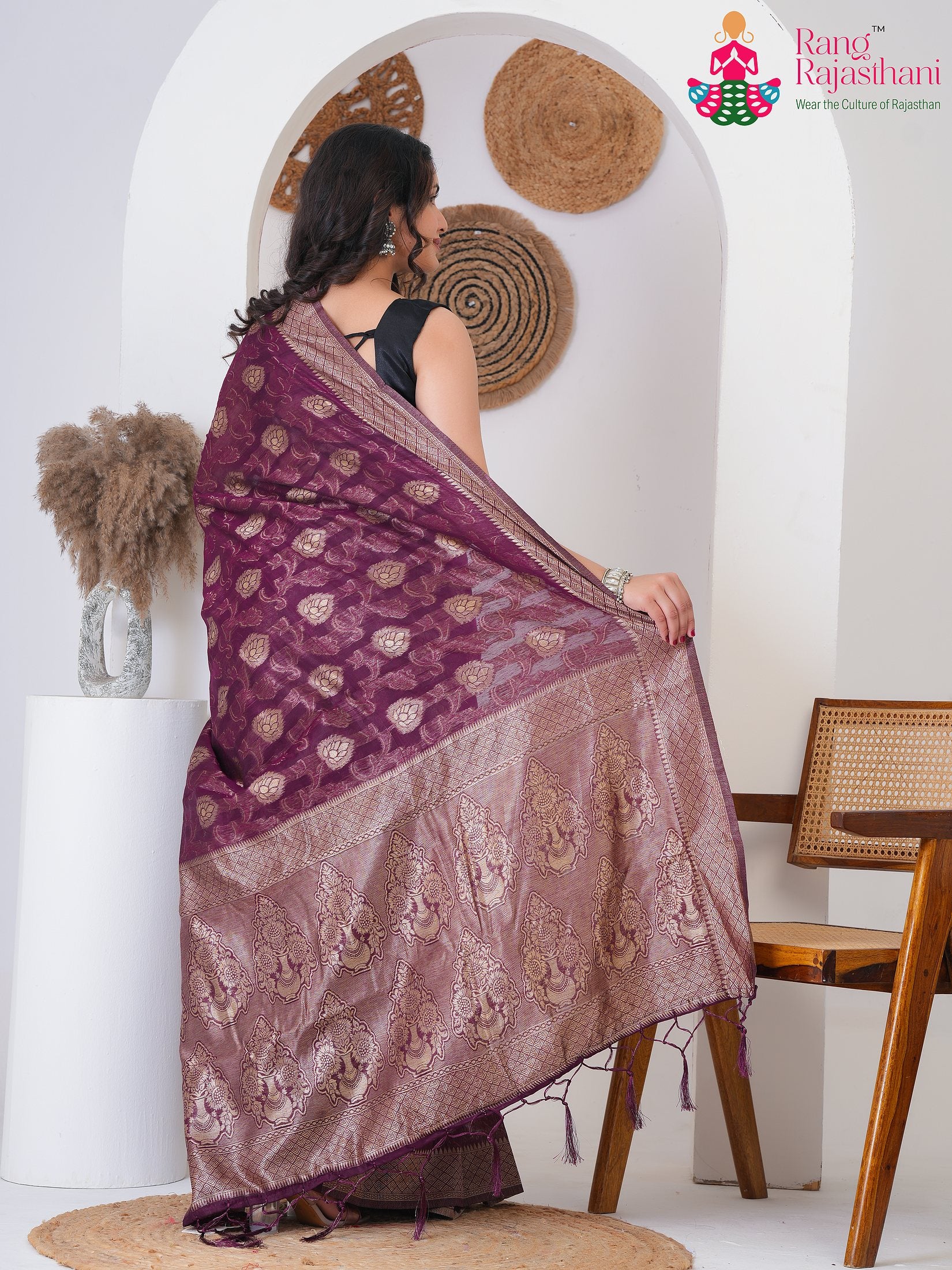 Wine Cotton saree with Weaving back view