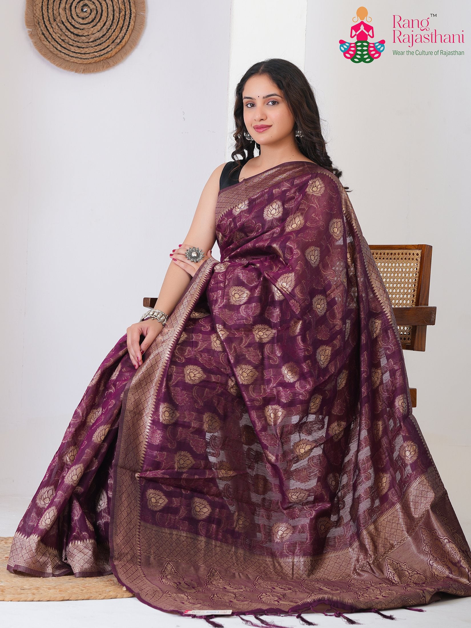 Wine Cotton saree with Weaving pallu detailing