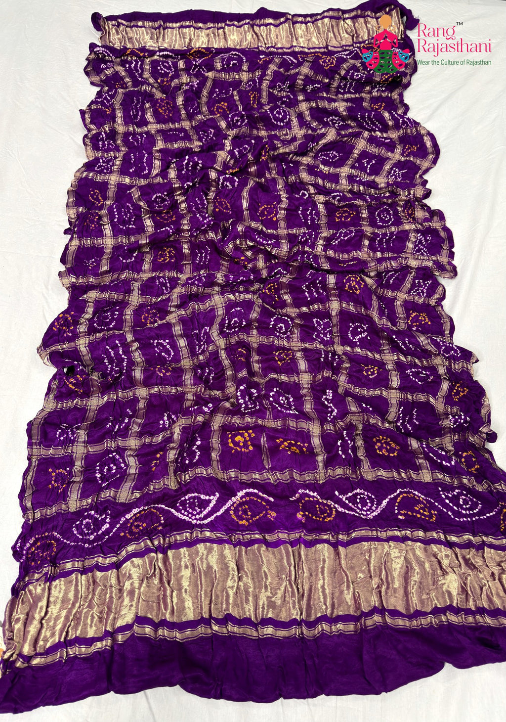 pallu detailing of purple gajji silk bandhani dupatta 2565