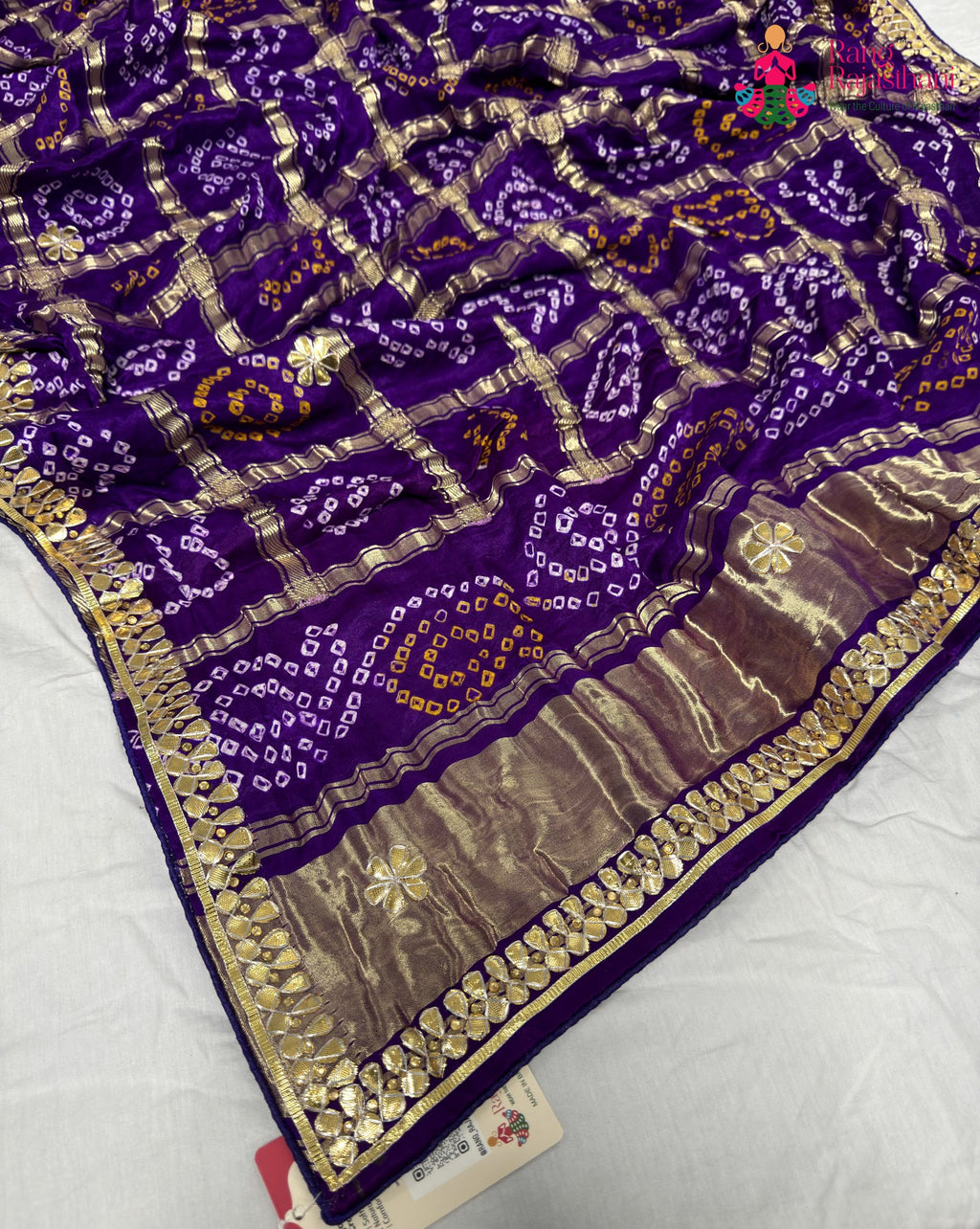 pallu detailing of purple gajji silk bandhani dupatta 2567
